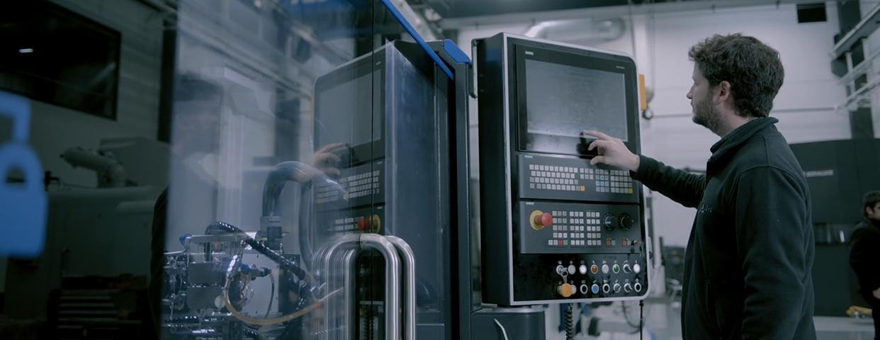 Imagen de cabecera de Full Stack Garatzailea – Digitalizatu etorkizun industriala IDEKO-n