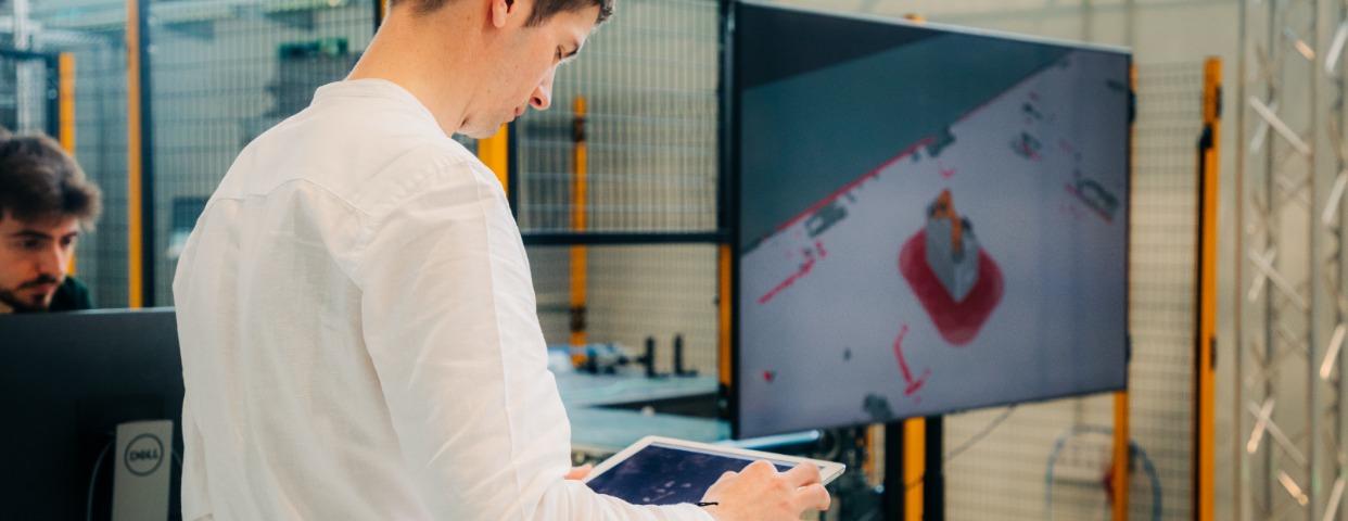 Imagen de cabecera de Tesis Doctoral en Control Multiobjetivo e Integración en el Mercado para Grandes Aerogeneradores