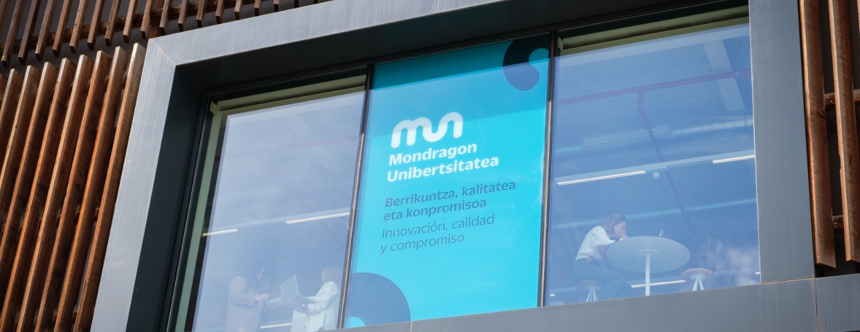 Imagen de cabecera de Especialista en Finanzas Docente-Investigador/a