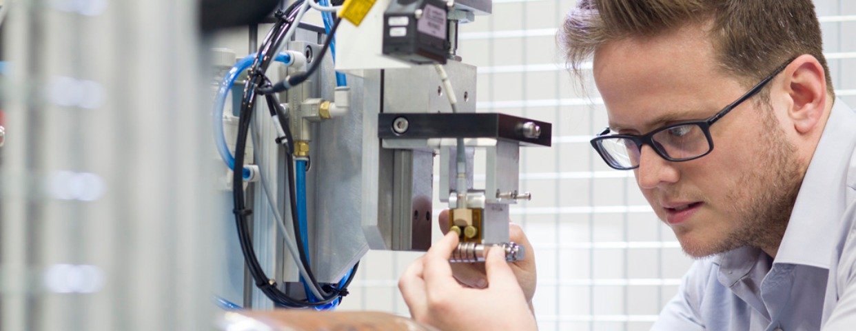 Imagen de cabecera de Ingeniero/a junior en desarrollo de tecnologías de inspección avanzada