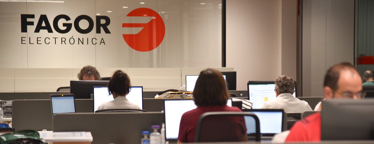 Imagen de cabecera de Técnico/a Programador - Fagor Smart Data Services